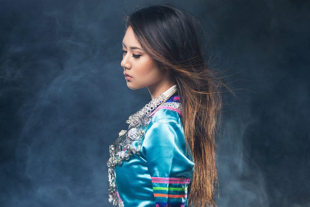Hmong photography by Houa Vang